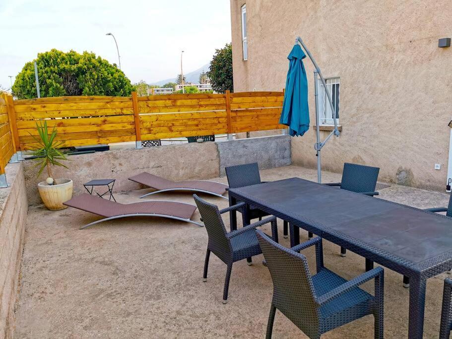 Charmant Appartement, T2 50M2, A Biguglia Buitenkant foto