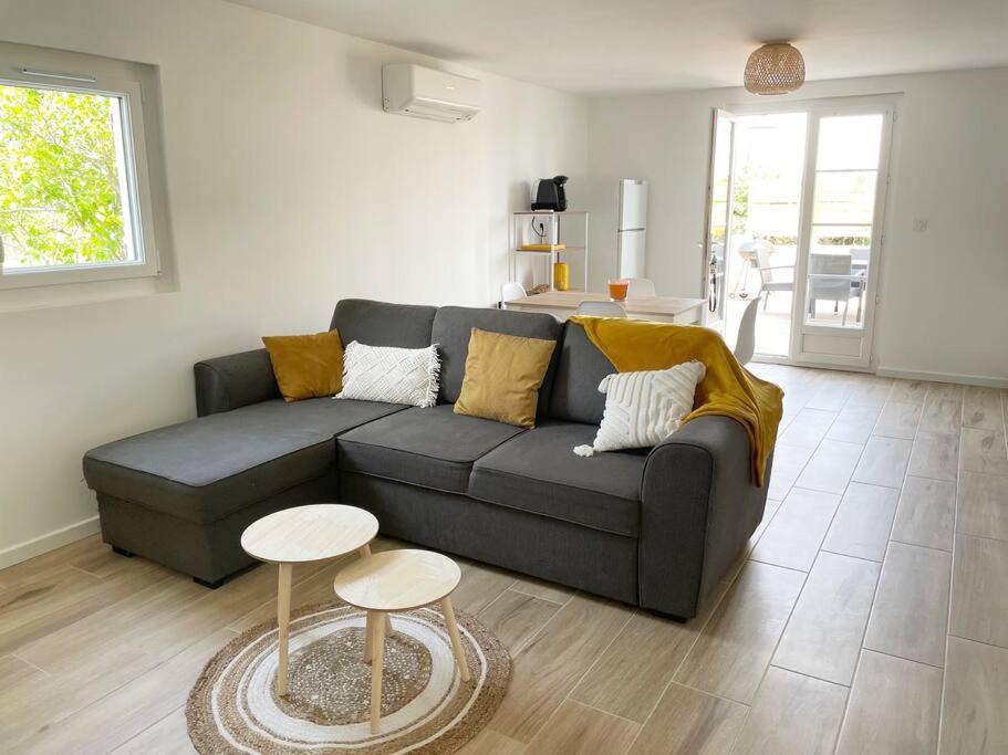 Charmant Appartement, T2 50M2, A Biguglia Buitenkant foto